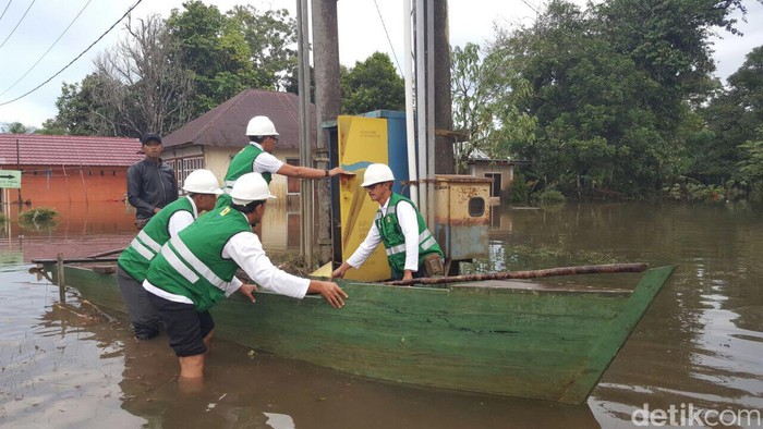 83 Persen Listrik Sudah Dipulihkan Pasca Banjir Belitung Timur