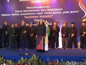 Susi Dapat Gelar Kehormatan Sunda: Wadonna Pinunjul