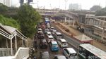 Tumpukan Proyek yang Bikin Mampang-Kuningan Tambah Macet