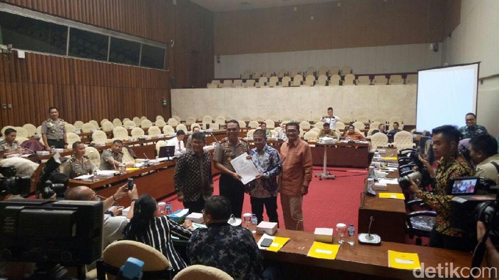 Bahas SDM KPK, Pansus Angket Rapat Tertutup dengan Wakapolri
