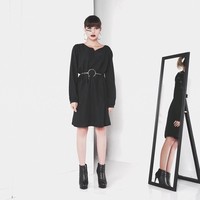 Tampil elegan serba hitam Foto: dok. Instagram (Awkarin)