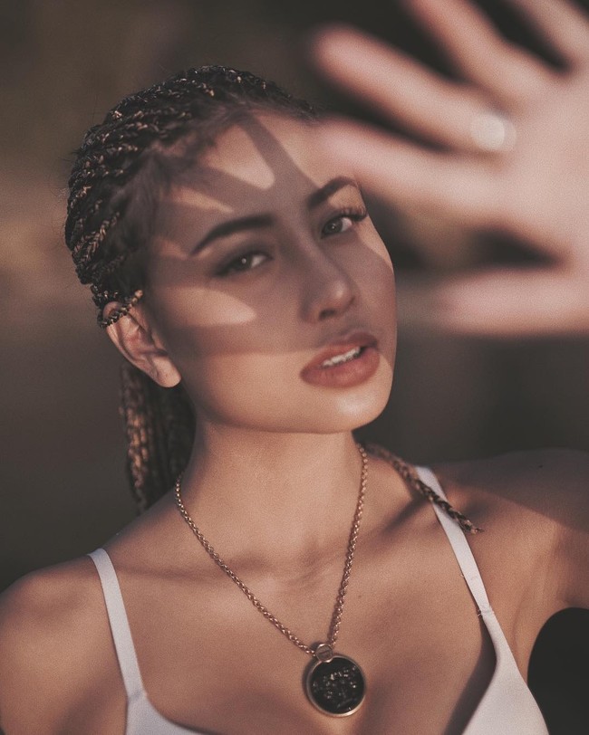 Penampilan Awkarin ala Kylie Jenner Foto: dok. Instagram (Awkarin)