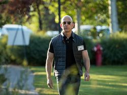 Transformasi Jeff Bezos yang Dituding Operasi Plastik