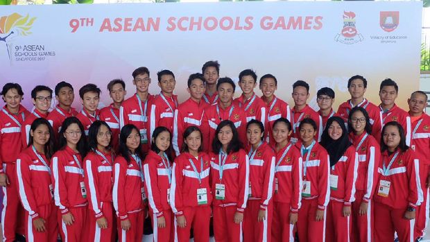 Tim Renang Indonesia Juara Umum ASEAN School Games 2017