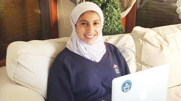 Wanita di Balik Emoji Hijabers Ini Disebut Remaja Paling Berpengaruh di 2017