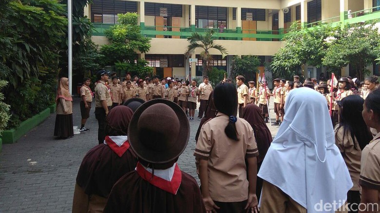 Siswi Korban Bully di Thamrin City Sudah Mulai Sekolah Siswi Korban Bully di Thamrin City Sudah Mulai Sekolah