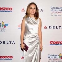 Natalie Portman attends the Childrens Hospital Los Angeles Gala: Noche De Ninos at LA Live on October 11, 2014 in Los Angeles, California.  (Photo by John Sciulli/Getty Images for Childrens Hospital Los Angeles)