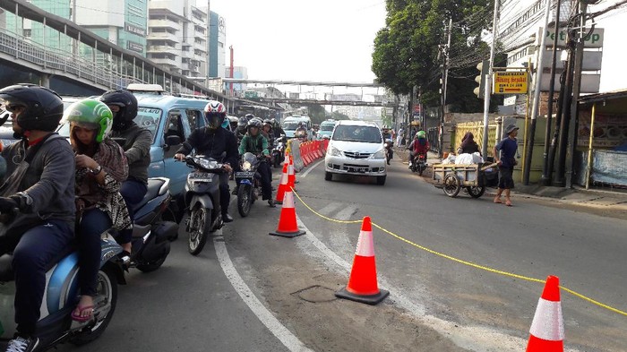 Ini Rute Hindari Kemacetan di Proyek Underpass Matraman