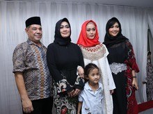 Ibunda Minta Raffi Ahmad Beli Apartemen Jupe, 40 Harian Vidi Aldiano