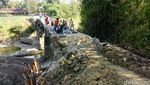 Ini Jembatan Kampung, Miripkah dengan Simpang Susun Semanggi?