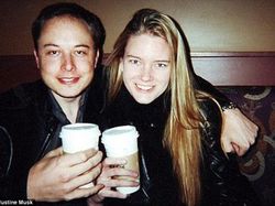 Elon Musk Ultah ke-50, Ini Riwayat Hidupnya yang Luar Biasa