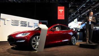 Tak cuma SpaceX, Tesla juga disebutnya hampir bangkrut di akhir tahun 2008. Foto:Instagram