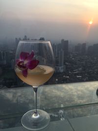 Malam Ini Bar dan Restoran Tertinggi di Jakarta Resmi Dibuka