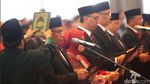 Para Bos OJK Diambil Sumpah