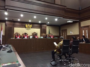 Awalnya 13, Kini Tersisa 3 Nama Anggota DPR di Vonis e-KTP
