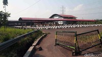 Terminal Jatijajar tampak sepi.
