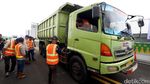 Foto: Giliran Jalur TransJ Koridor 13 Diuji Beban