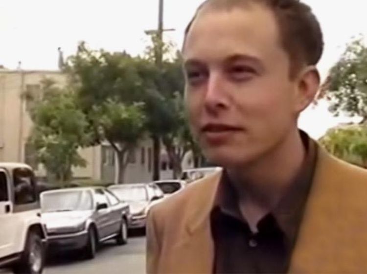 Momen-momen Kelam dalam Kehidupan Elon Musk