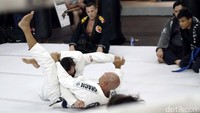 Kedatangan legenda MMA Royce Gracie diharapkan akan membuat cabang olahraga bela diri campuran ini akan semakin hidup dan digeluti oleh banyak kalangan di Indonesia.