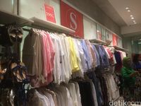 Stradivarius Diskon Hingga 50%, Dress Mulai dari Rp 170 Ribu