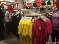 Stradivarius Diskon Hingga 50%, Dress Mulai dari Rp 170 Ribu