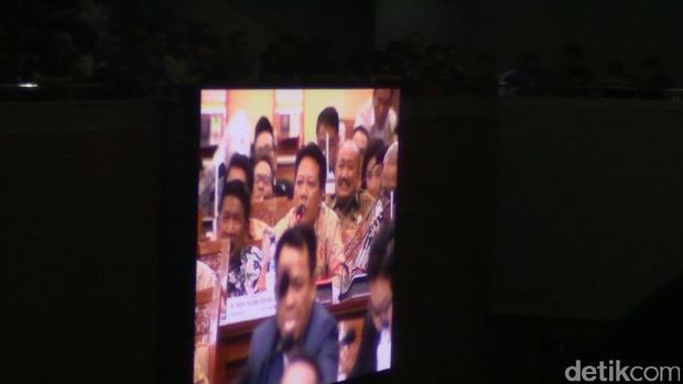 Politikus Gerindra interupsi di paripurna RUU Pemilu / 