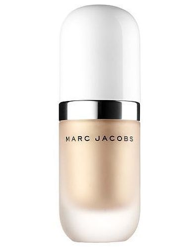 Ini Riasan yang Buat Bibir Selena Gomez Tampak Menggoda di Video Fetish