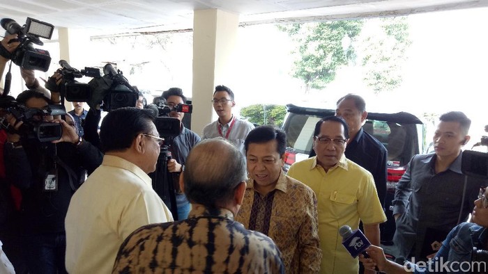Setya Novanto Hadiri Rapat Internal Dewan Pakar Golkar