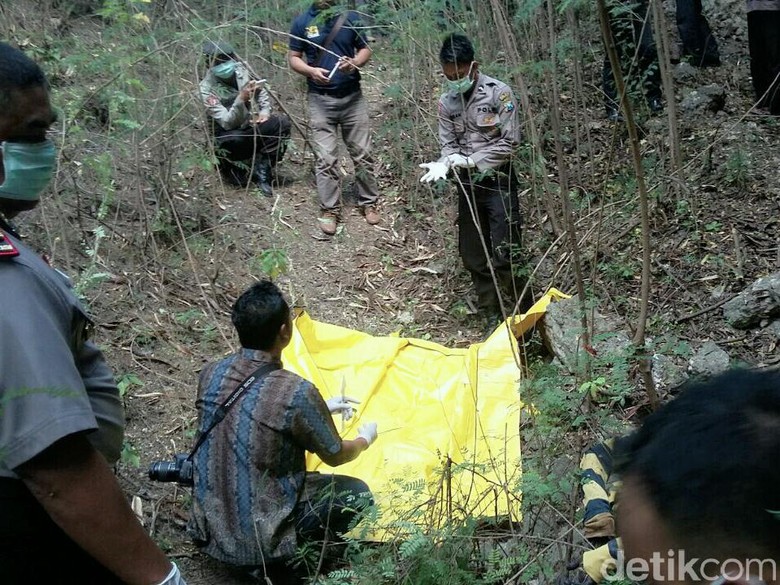 Ana Nama  Panggilan Wanita  Tewas di Jurang Situbondo