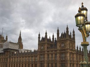 Mengapa Organisasi Hizbut Tahrir Tidak Dilarang di Inggris?