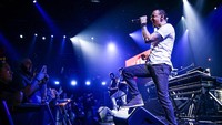 Chester Bennington mengawali karier bermusiknya bersama Linkin Park yang ditandai dengan rilisnya Hybrid Theory. (Getty Images)
