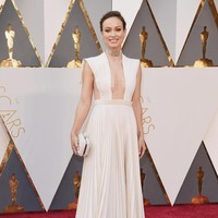 Olivia Wilde attends the 88th Annual Academy Awards at Hollywood & Highland Center on February 28, 2016 in Hollywood, California.  (Photo by Jason Merritt/Getty Images)