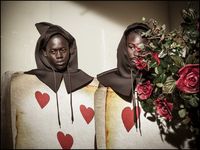 Fotografer Gambarkan 'Alice in Wonderland' dengan Model Berkulit Hitam