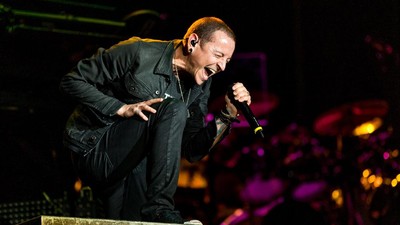 Personel Linkin Park Chester Bennington Meninggal Gantung Diri
