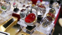 Batu akik sempat jaya dengan harga jual selangit. Namun kini Batu akik jadi barang murah. Rengga Sancaya/detikcom.