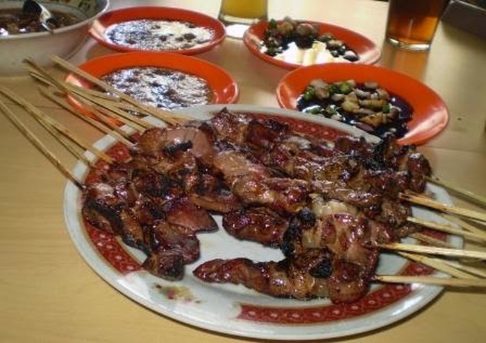 4 Tempat di Bandung Ini Punya Sate Kambing Empuk Juicy