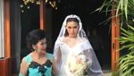 Cantiknya Mariana Renata Tak Luntur, Amel Alvi Kena Nyinyir