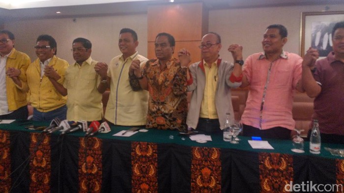 4 Jam Bertemu Novanto, DPD Golkar Solid Beri Dukungan