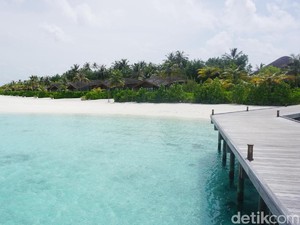Pantai di Maldives Kenapa Bersih Banget Sih!