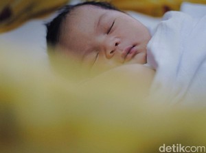 Ini Risiko Beri Air Putih pada Bayi di Bawah Usia 6 Bulan
