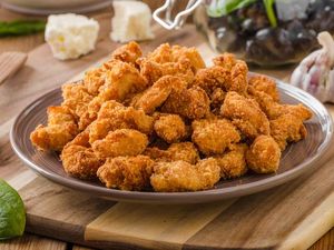 3 Resep Ayam Goreng yang Garing Renyah Favorit si Kecil