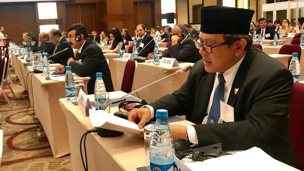 Dubes RI di Baku, Husnan Bey Fananie, yang memimpin delegasi Indonesia dalam konferensi PBB ini