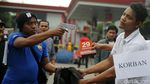 Rekonstruksi Perampokan Sadis di SPBU Daan Mogot