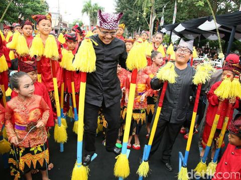 Permainan tradisional di Banyuwangi/