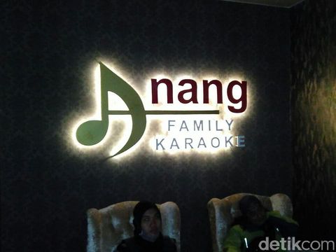 Lokasi Anang Family Karaoke ditertibkan/