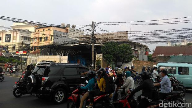 Kondisi pertigaan Jl KS Tubun, Jakarta Pusat, Sabtu (22/7/2017)