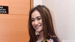 Ingat Amel Alvi? Nih Pose-pose Terbarunya