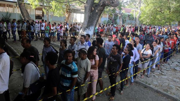 Warga Timor Leste mengantre panjang ikut pemilu parlemen