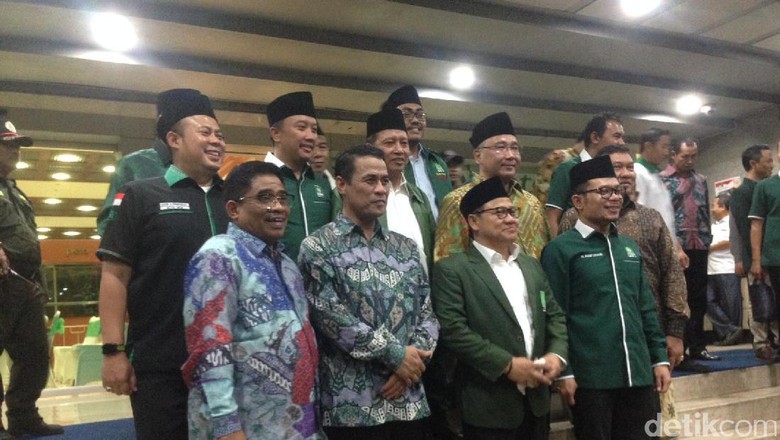 Wiranto hingga Sumarsono Hadiri Harlah PKB Wiranto hingga Sumarsono Hadiri Harlah PKB