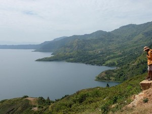 Makin Mudah Turis Liburan ke Danau Toba